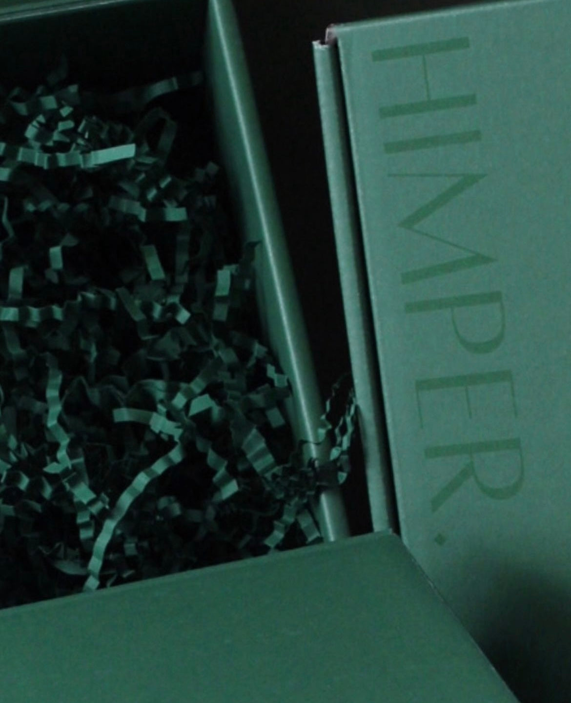 Green box with 'HIMPER' branding on a dark background