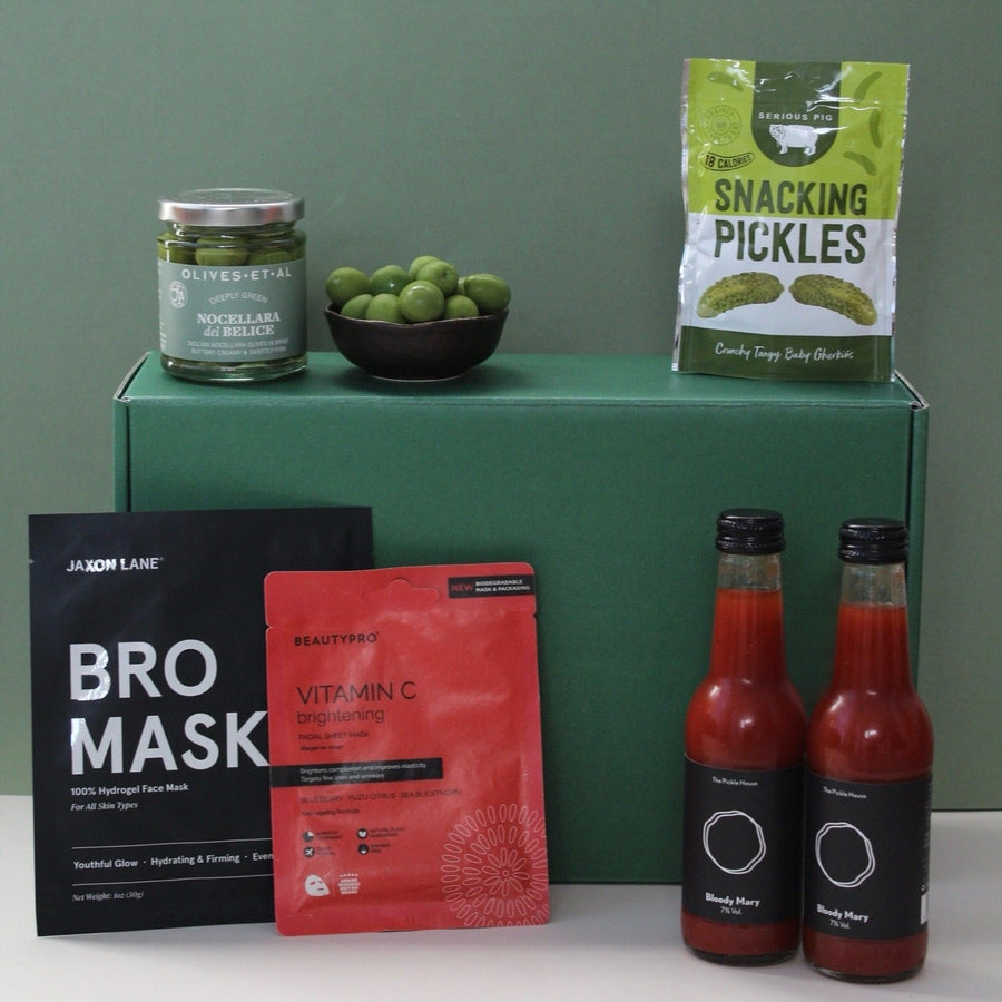 Bloody mary gift box with face mask